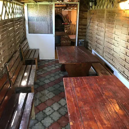 Vila Omi